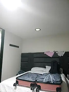 Snapshot of lizmy chatting on 02/09/26, 12:03 lizmy online show from 02/09/26, 12:03