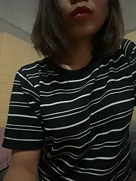 Trangbabylove online show from 07/01/26, 02:02