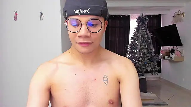 Snapshot of MarcoKostov chatting on 11/27/25, 08:44 MarcoKostov online show from 11/27/25, 08:44