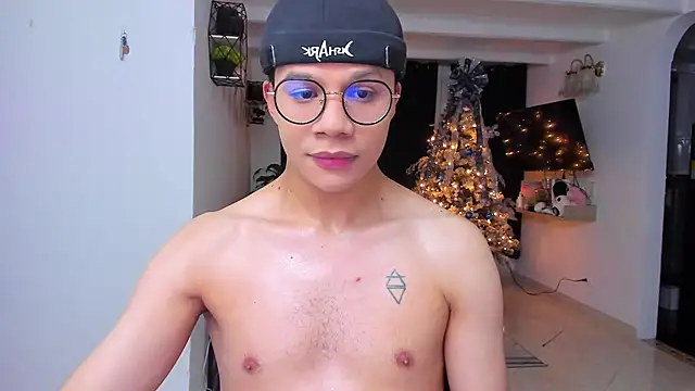 Snapshot of MarcoKostov chatting on 11/29/25, 11:41 MarcoKostov online show from 11/29/25, 11:41