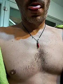 Snapshot of platone09 chatting on 01/07/26, 11:07 platone09 online show from 01/07/26, 11:07