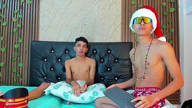 Snapshot of LiamSammer chatting on 12/16/25, 05:56 LiamSammer online show from 12/16/25, 05:56