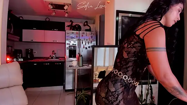 Snapshot of sofiasexhot chatting on 03/27/26, 01:00 sofiasexhot online show from 03/27/26, 01:00
