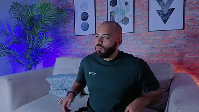 Chris Varden online show from 05/12/26, 07:11