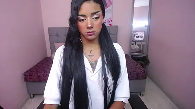 Milu carbajal x online show from 11/24/25, 08:41