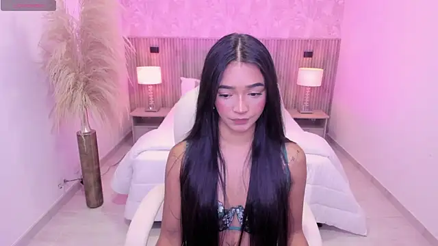 Snapshot of kylie_collins chatting on 06/02/26, 03:19 kylie collins online show from 06/02/26, 03:19