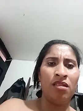 CarolinaNavas33 online show from 11/29/25, 02:09