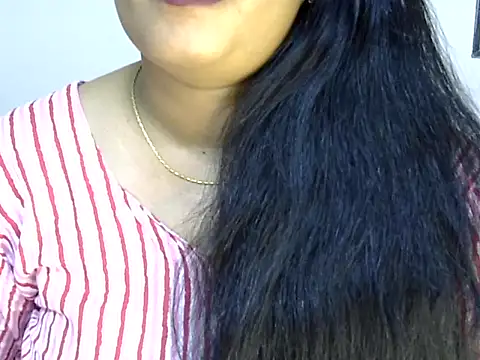 Snapshot of Muskan_Jha chatting on 05/18/26, 01:17 Muskan Jha online show from 05/18/26, 01:17