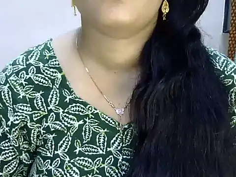 Snapshot of Muskan_Jha chatting on 06/08/26, 08:04 Muskan Jha online show from 06/08/26, 08:04