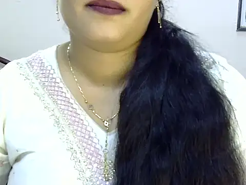 Snapshot of Muskan_Jha chatting on 07/13/26, 12:19 Muskan Jha online show from 07/13/26, 12:19