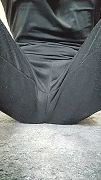 Snapshot of Lukemo chatting on 02/09/26, 05:28 Lukemo online show from 02/09/26, 05:28