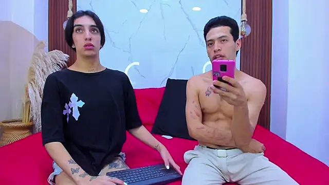 Loversinfire2 online show from 05/06/26, 02:08