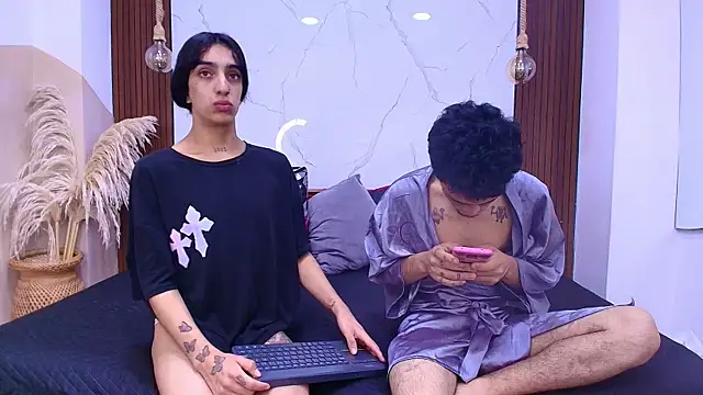 Loversinfire2 online show from 06/08/26, 02:01