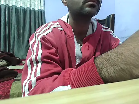 Snapshot of VienneseTripe chatting on 11/15/25, 02:24 VienneseTripe online show from 11/15/25, 02:24