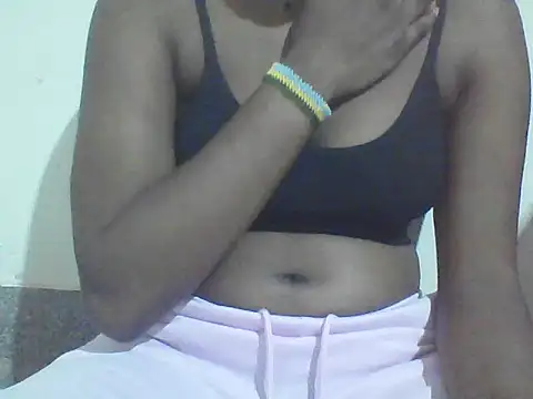 StormzyLeila online show from 11/21/25, 03:05