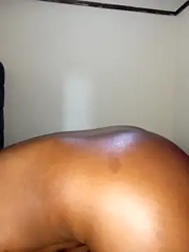 honeypot224 online show from 12/18/25, 04:18