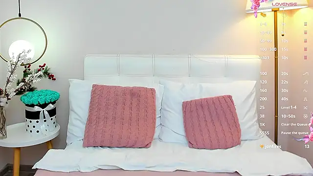 Snapshot of IrisMatt chatting on 01/07/26, 06:16 IrisMatt online show from 01/07/26, 06:16