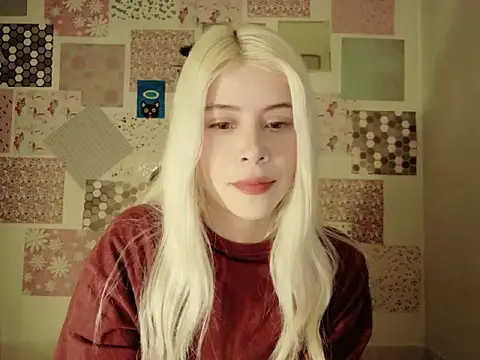 Snapshot of kalitsa_ chatting on 11/18/25, 03:34 kalitsa online show from 11/18/25, 03:34