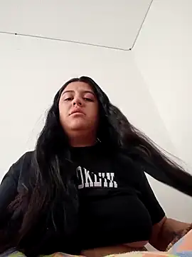 Snapshot of Hammy-steve02 chatting on 11/16/25, 04:56 Hammy-steve02 online show from 11/16/25, 04:56