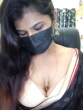 Snapshot of Premalatha_28 chatting on 03/24/26, 05:40 Premalatha 28 online show from 03/24/26, 05:40