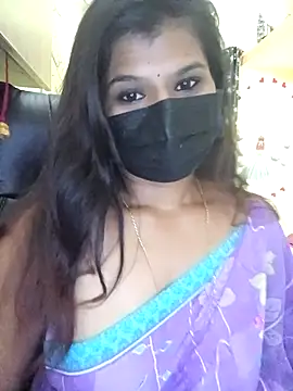 Snapshot of Premalatha_28 chatting on 03/26/26, 04:56 Premalatha 28 online show from 03/26/26, 04:56