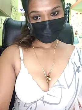 Snapshot of Premalatha_28 chatting on 04/04/26, 09:56 Premalatha 28 online show from 04/04/26, 09:56