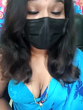Snapshot of Premalatha_28 chatting on 05/05/26, 06:27 Premalatha 28 online show from 05/05/26, 06:27