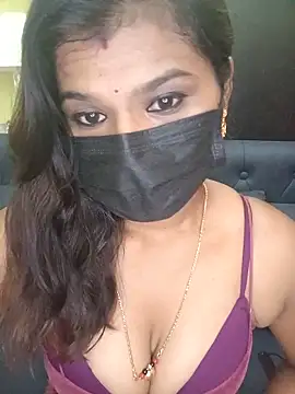 Snapshot of Premalatha_28 chatting on 05/11/26, 03:51 Premalatha 28 online show from 05/11/26, 03:51