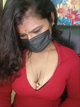 Snapshot of Premalatha_28 chatting on 05/26/26, 05:25 Premalatha 28 online show from 05/26/26, 05:25