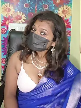 Snapshot of Premalatha_28 chatting on 06/06/26, 05:17 Premalatha 28 online show from 06/06/26, 05:17