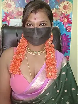 Snapshot of Premalatha_28 chatting on 06/07/26, 05:44 Premalatha 28 online show from 06/07/26, 05:44