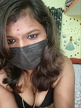 Snapshot of Premalatha_28 chatting on 06/14/26, 02:35 Premalatha 28 online show from 06/14/26, 02:35