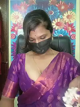 Snapshot of Premalatha_28 chatting on 06/18/26, 04:00 Premalatha 28 online show from 06/18/26, 04:00