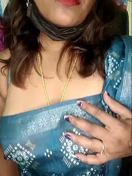 Snapshot of Premalatha_28 chatting on 06/22/26, 05:37 Premalatha 28 online show from 06/22/26, 05:37