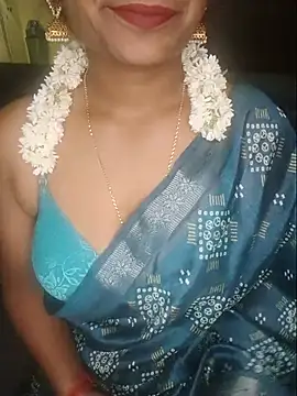 Snapshot of Premalatha_28 chatting on 07/06/26, 05:15 Premalatha 28 online show from 07/06/26, 05:15