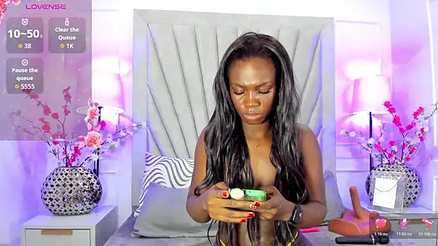 Snapshot of CandyVega_ chatting on 02/02/26, 08:18 CandyVega online show from 02/02/26, 08:18