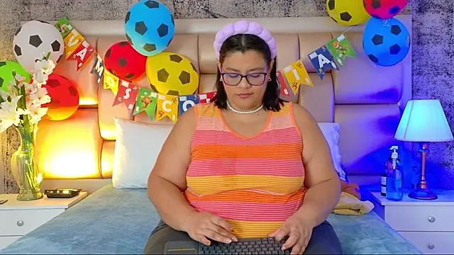 SelennaCooper online show from 06/20/26, 12:08