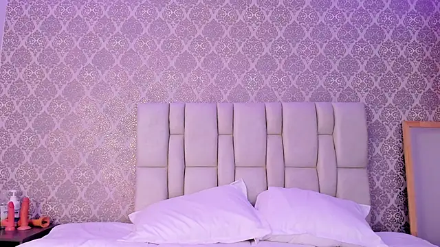 Snapshot of Venuss888 chatting on 11/24/25, 09:36 Venuss888 online show from 11/24/25, 09:36