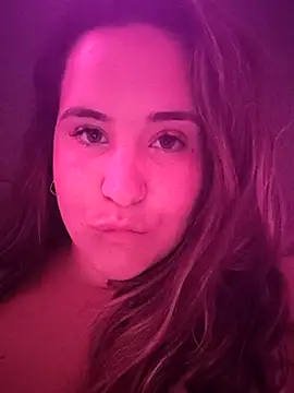 iviiiiiiiiiii online show from 11/18/25, 01:22