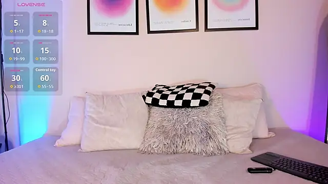 Sofi vega77 online show from 04/30/26, 11:27