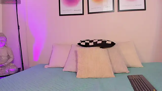 Sofi vega77 online show from 06/10/26, 11:42