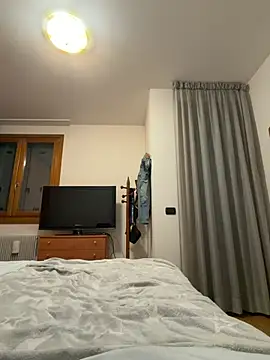 feliciafelon online show from 02/11/26, 08:03