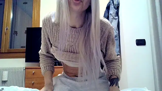 feliciafelon online show from 03/04/26, 05:52