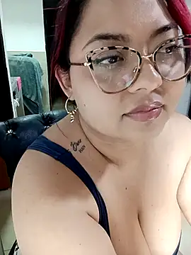 Snapshot of Anna_Lucia88 chatting on 03/28/26, 01:05 Anna Lucia88 online show from 03/28/26, 01:05