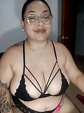 Snapshot of Anna_Lucia88 chatting on 04/05/26, 06:54 Anna Lucia88 online show from 04/05/26, 06:54