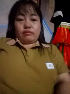 Snapshot of Rose-rose1234 chatting on 11/17/25, 02:56 Rose-rose1234 online show from 11/17/25, 02:56