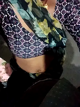 Snapshot of Menka_cut34 chatting on 04/03/26, 01:09 Menka cut34 online show from 04/03/26, 01:09