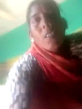 Snapshot of Xx_savita chatting on 11/28/25, 05:21 Xx savita online show from 11/28/25, 05:21