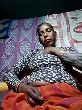 Snapshot of Xx_savita chatting on 12/02/25, 06:58 Xx savita online show from 12/02/25, 06:58