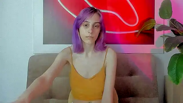 MiilaGlow online show from 05/03/26, 01:28